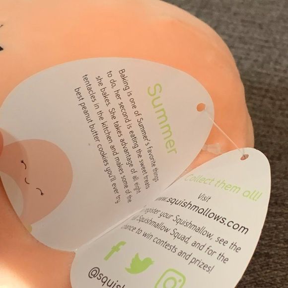 Squishmallow- Summer the Octopus w/ Retired Tag 8" - Picture 4 of 6